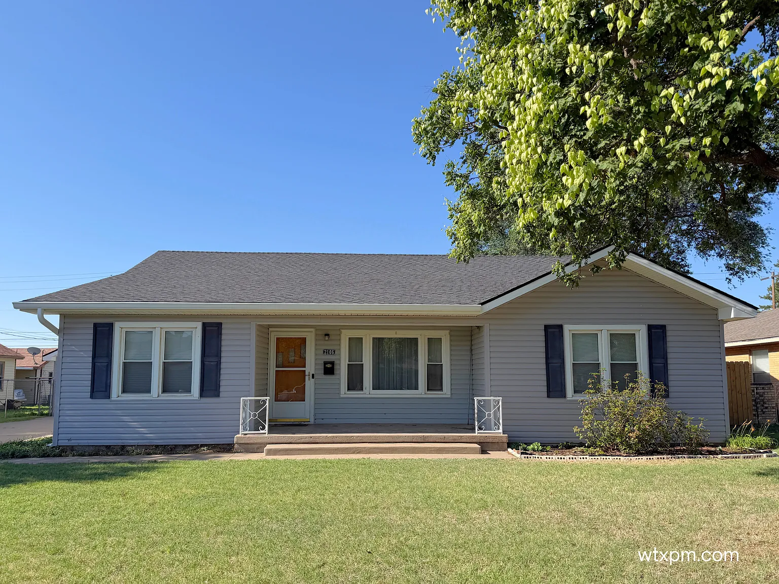 3 bed, 1668 sqft, $1,800 — Photo 1