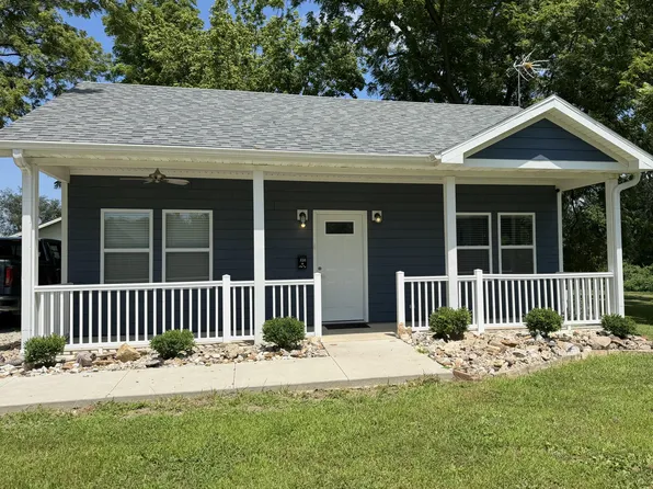 316 S Main St, Fayette, MO 65248