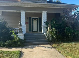 504 E Walnut St, Nevada, MO 64772