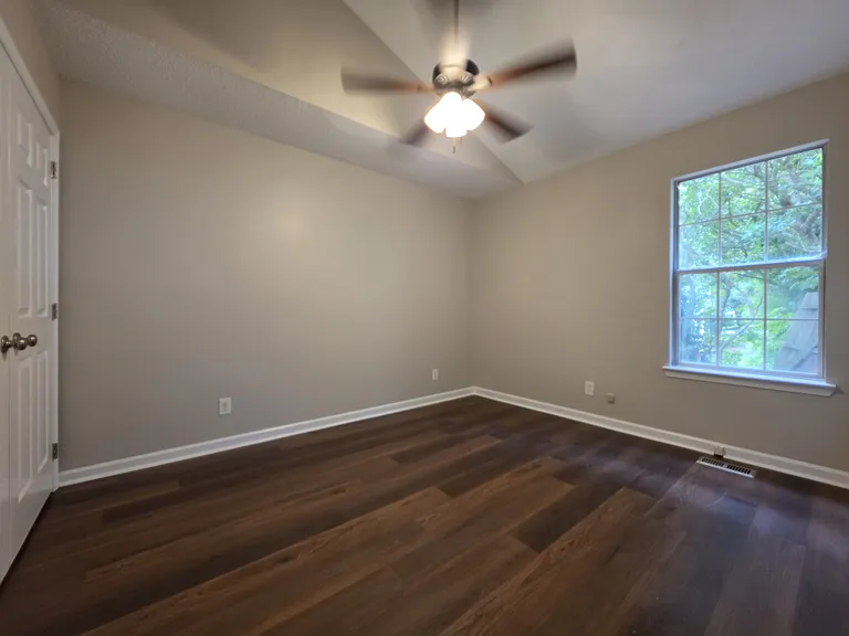 503 Dunwoody Dr — Photo 34