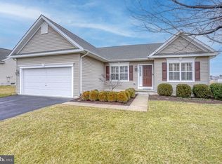 383 Willowwood Dr, Smyrna, DE 19977