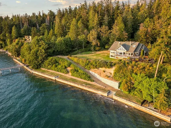 4486 East Harbor Road, Freeland, WA 98249