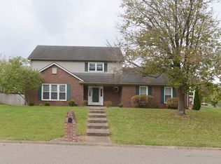 816 Isaac Shelby Cir E, Frankfort, KY 40601