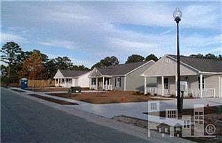 5th image of 1428 Forest Hills Drive