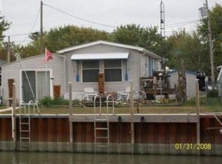 1550 N Compass Ave, Port Clinton, OH