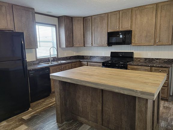 5th image of 38000 Le Chateau Blvd #518