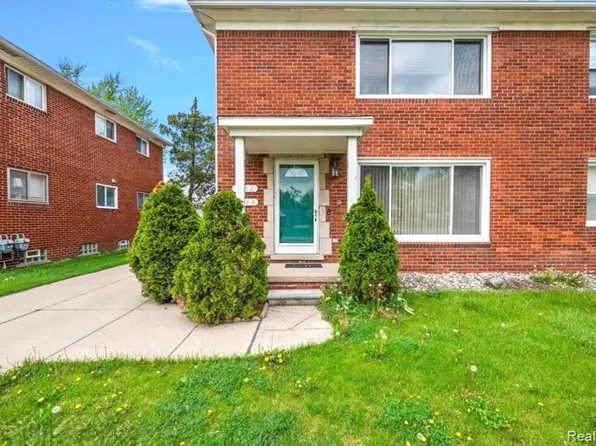 2182 Vernier Rd, Grosse Pointe, MI