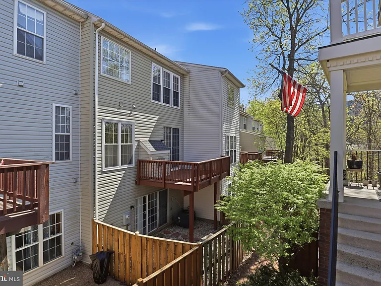 12872 Fair Valley Ct — Photo 21