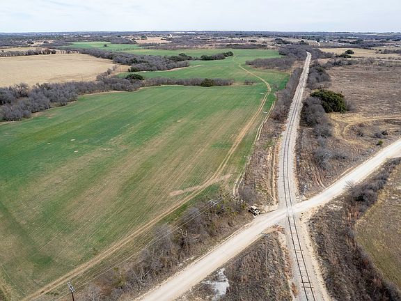 4th image of County Road 440