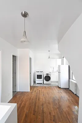 Rented by The Agency | media 1