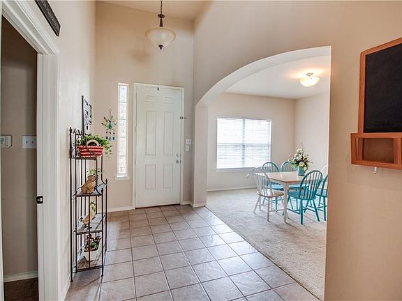5th image of 14509 Richmond Cir