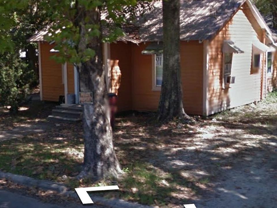 2nd image of 213 S Haugh Ave #A
