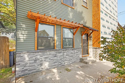 715 Butterworth St SW #2 Photo 1 715 Butterworth St SW #2 Photo 1