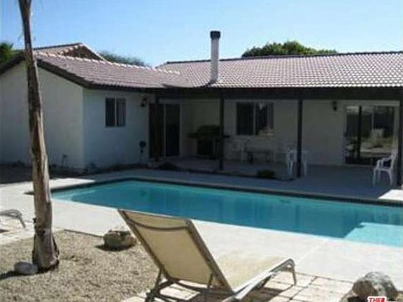 Pool, perfect for summer fun