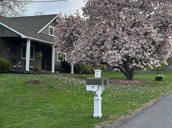17 Pleasant View Dr