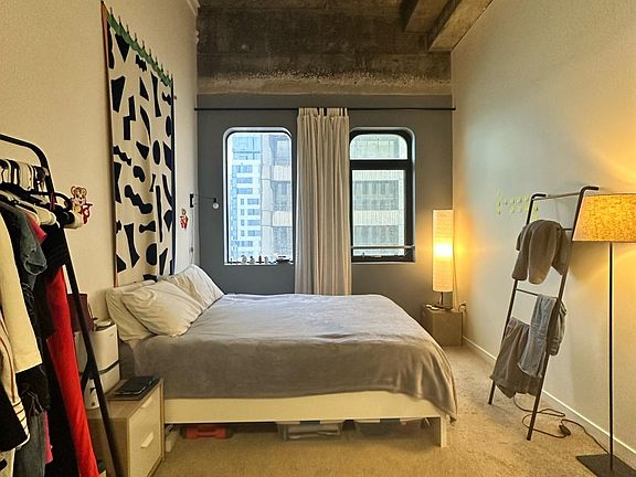 2nd image of 3075 Wilshire Blvd #707