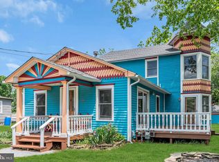 19 Center St, Barnegat, NJ 08005