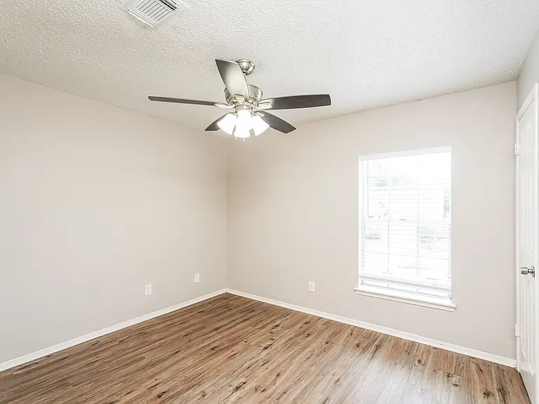 1506 Newmark Dr — Photo 13