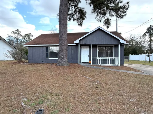 822 Lost Grove Ln, Hinesville, GA 31313