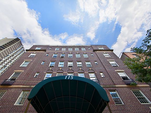 5th image of 115 Henry St APT 2D