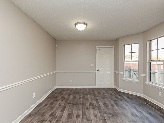 5th image of 7320 Greenway Dr