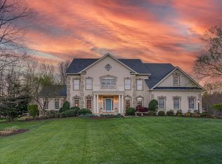 5804 Ridings Manor Pl, Centreville, VA 20120