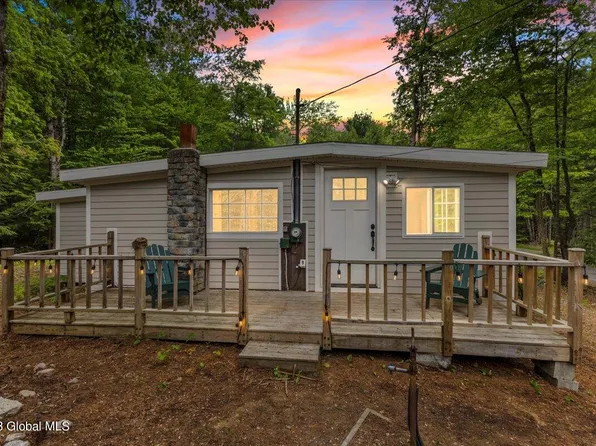 161 Crooked Trail, Middle Grove, NY 12850