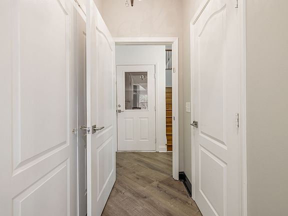 42nd image of 442 Lakeview Cir