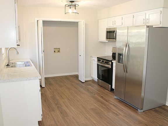 5th image of 6250 W County Road 500 N
