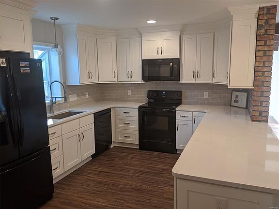 2nd image of 3023 Baldwin Brook Dr