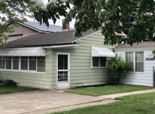 125 Arthur St, Port Austin, MI 48467