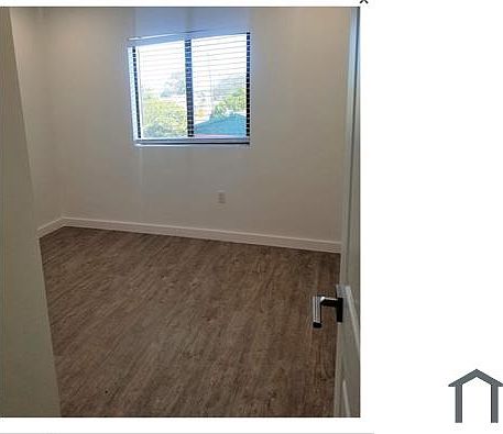 2nd image of 3438 NW 191st St
