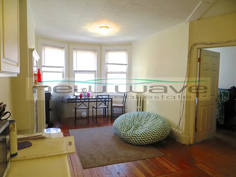 32 Edgerly Rd #3 — Photo 4