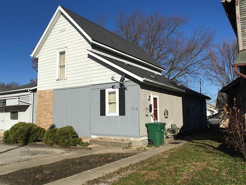2nd image of 1210 Vine St