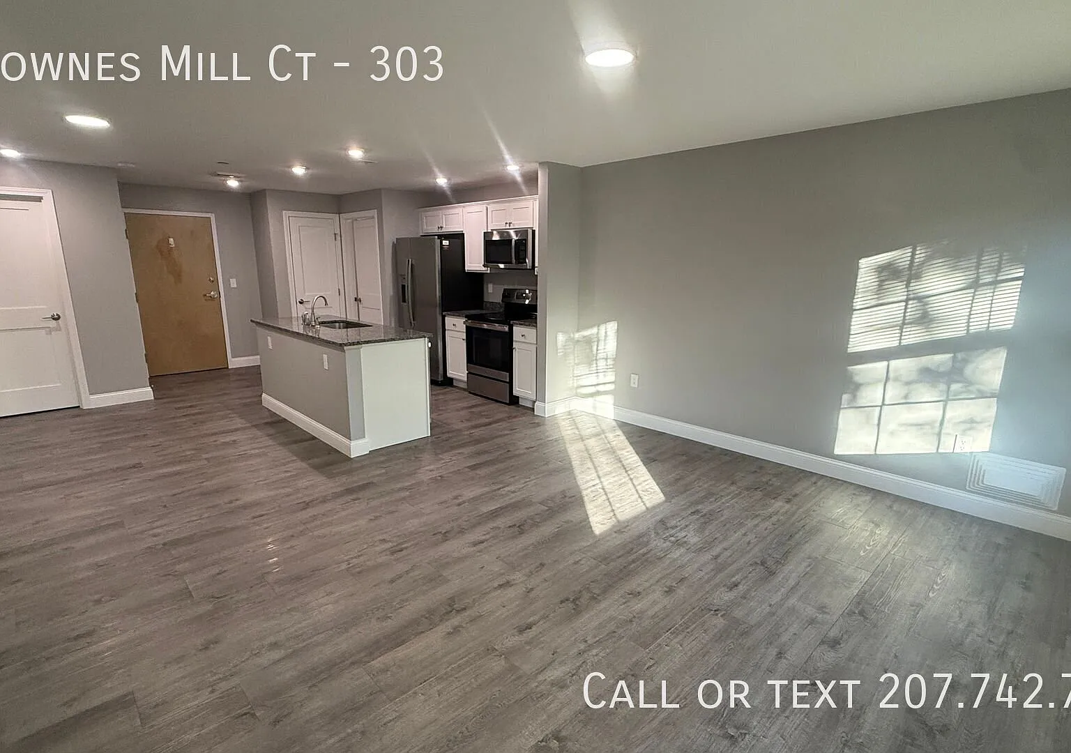 Large 2BR Modern Condo-2 Parking Spaces-Laundry in Unit — Photo 3