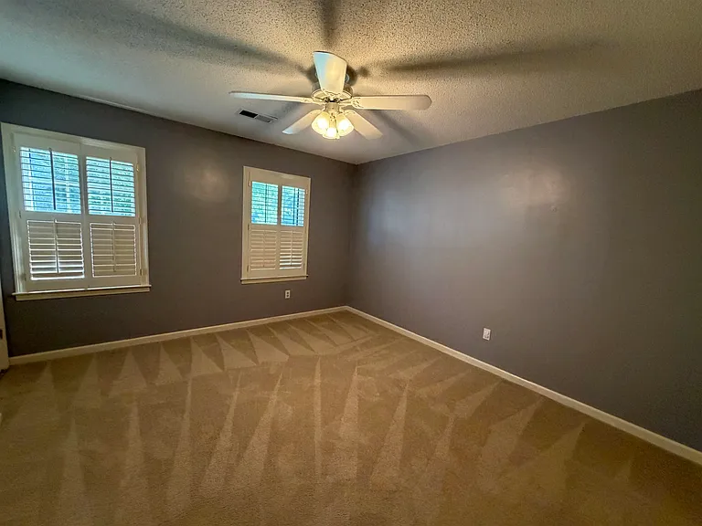 8149 Kimbrook Dr — Photo 15