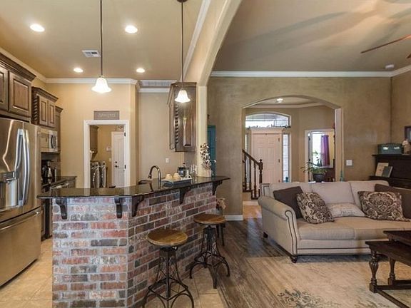4th image of 2809 Busheywood Dr