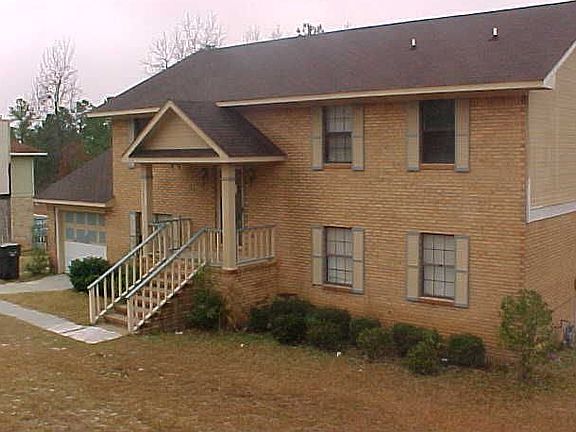 2nd image of 3753 Crest Dr