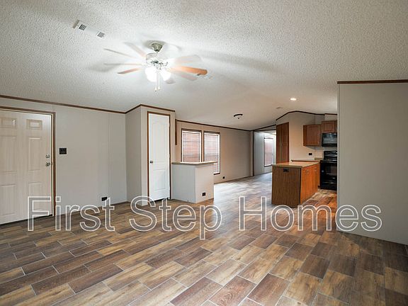 3rd image of 1210 Orizaba St