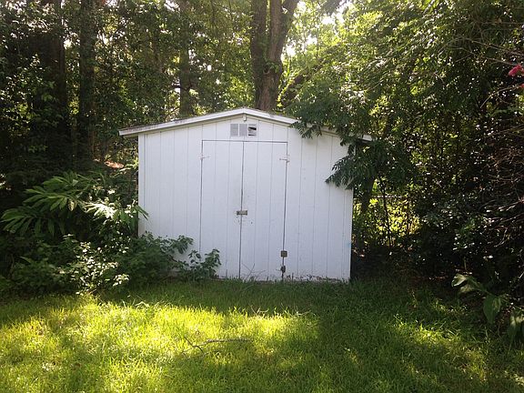 5th image of 4440 Revelstoke Dr