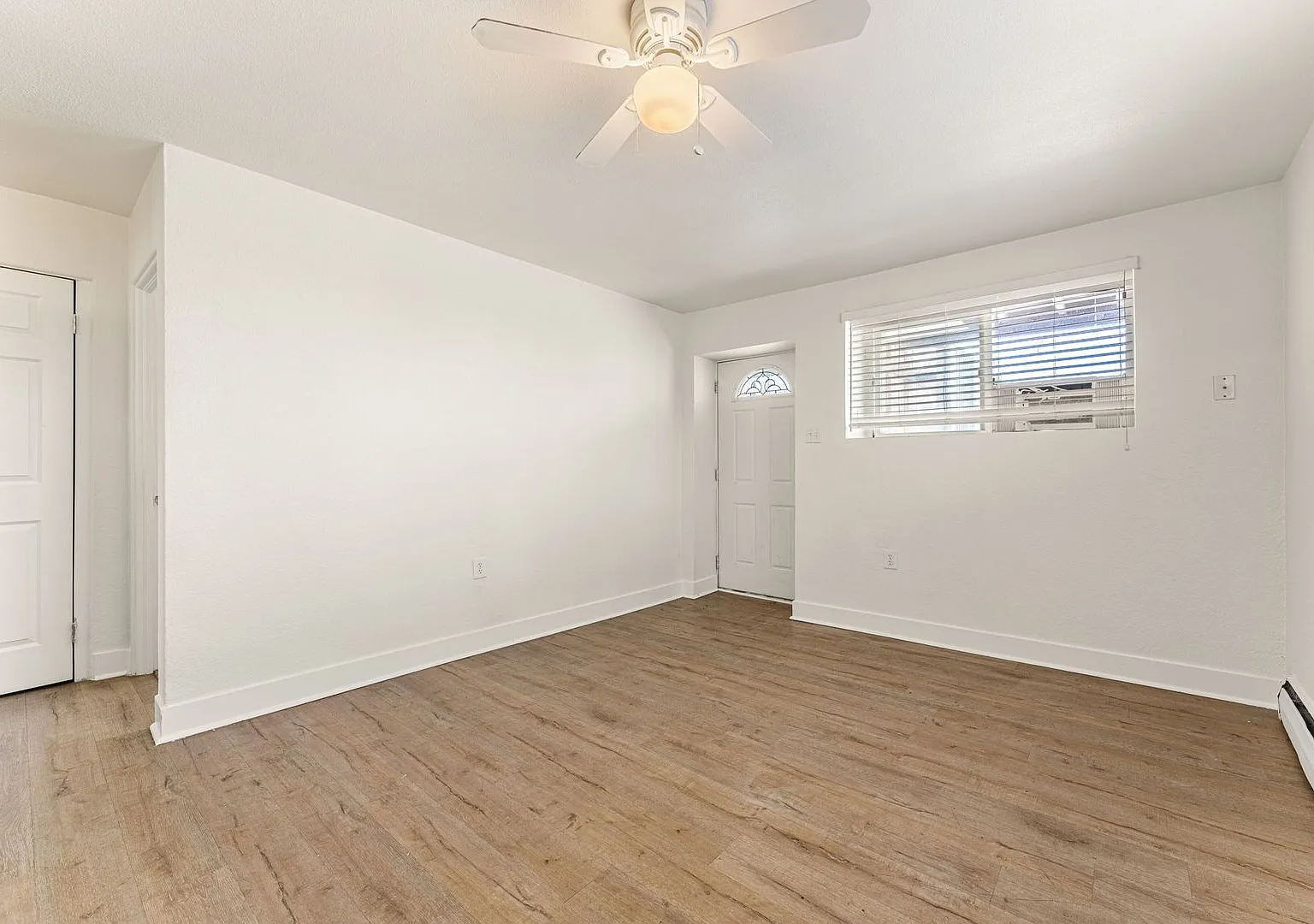 1208-1218 Zephyr St.- HM — Photo 2
