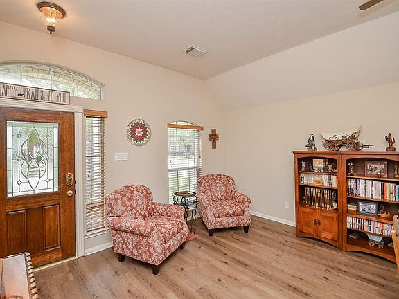 3rd image of 2010 Mound Lake Dr