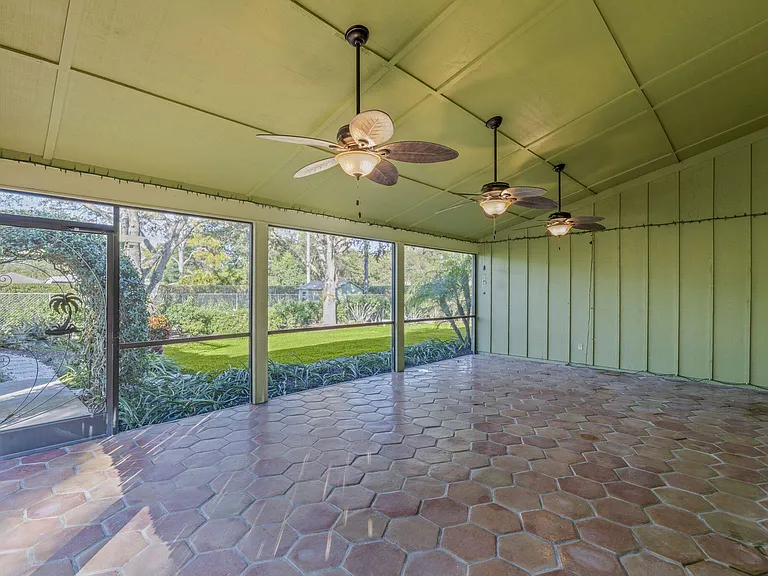 11989 Persimmon Blvd — Photo 8