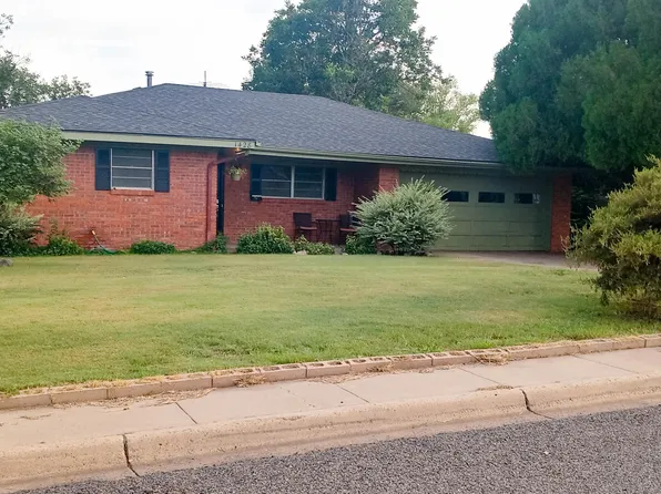 1428 9th Ave, Canyon, TX 79015