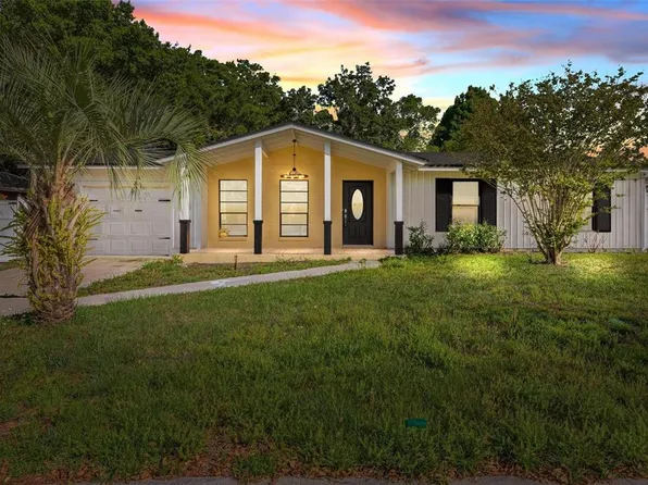 2039 Jefferson Ave, Deltona, FL 32738