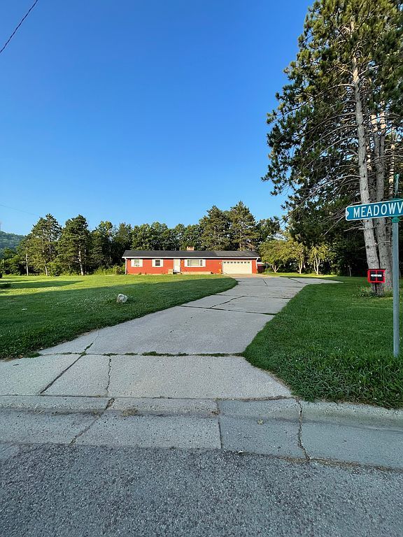 504 Watt St - Property Image
