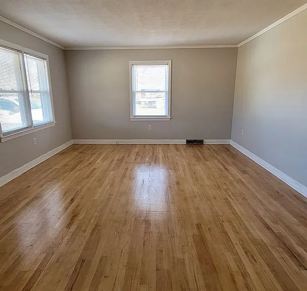 206 Columbia Ave — Photo 18