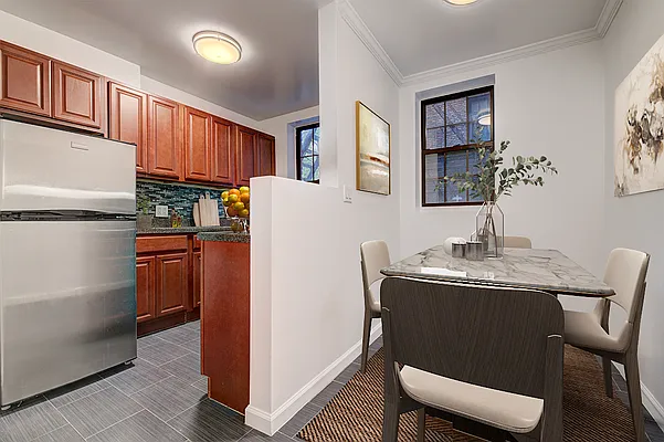 Rented by REAL New York | media 3