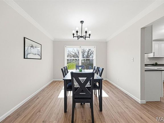 5th image of 3550 Saint Martin Dr