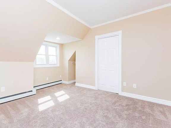 4th image of 409 Palisade Ave APT 3